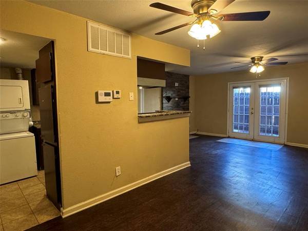 7152 Fair Oaks Avenue #1182, Dallas, TX 75231