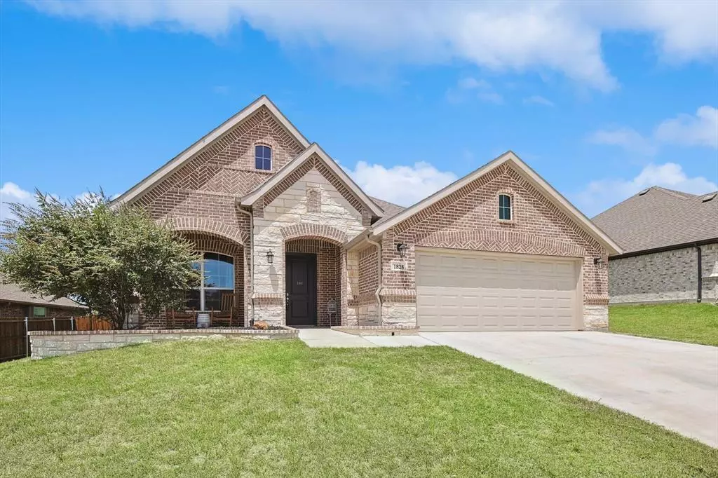 Weatherford, TX 76086,1828 Abelia Lane