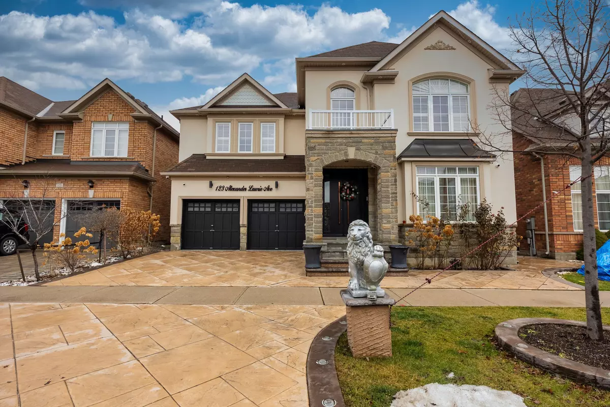 Markham, ON L6E 0J6,123 ALEXANDER LAWRIE AVE