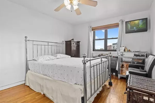 Brooklyn, NY 11210,2615 Avenue O #5M