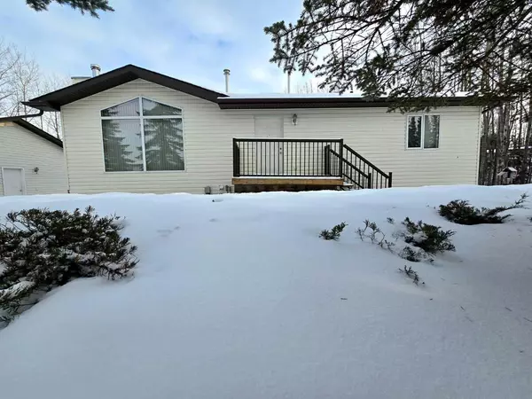 5 Heron DR, Rural Barrhead No. 11 County Of, AB T7N 1N3