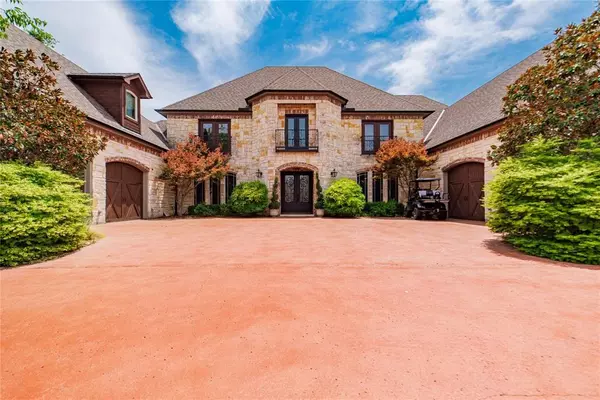 Sunnyvale, TX 75182,332 Sedona Falls Drive