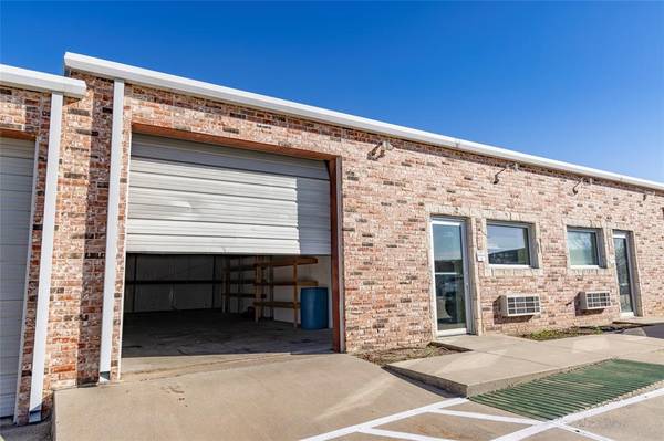 Decatur, TX 76234,1551 W Business 380 #2 & 3