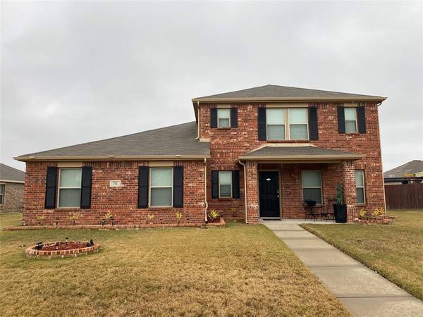 721 Snapdragon Lane, Desoto, TX 75115