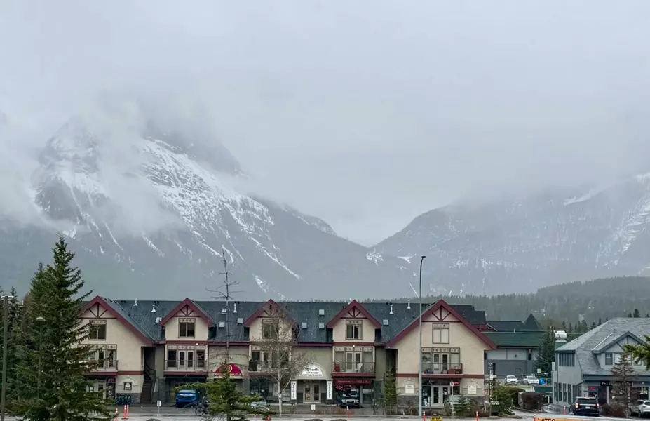 1302 Bow Valley TRL #2, Canmore, AB T1W 1N6