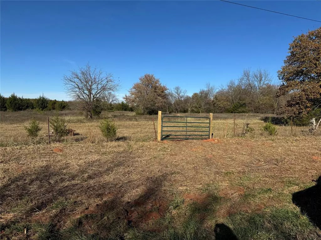 Noble, OK 73068,000 Cemetery Road