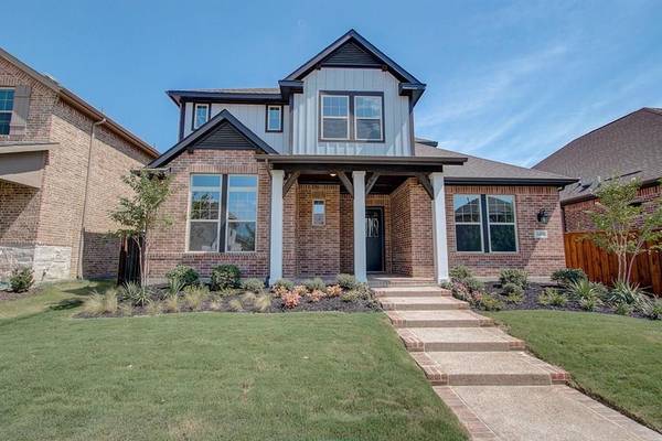 1403 Huntsman Ridge Lane,  Arlington,  TX 76005