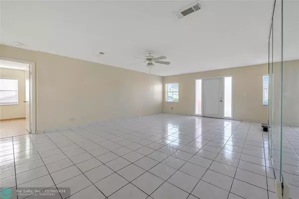 Sunrise, FL 33351,9563 NW 52nd Ct