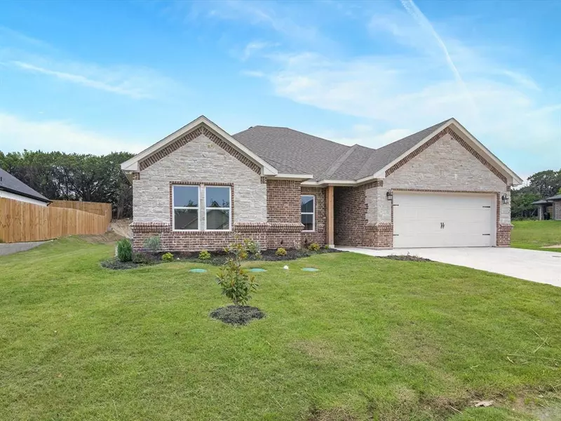 2127 Christine Drive, Granbury, TX 76048