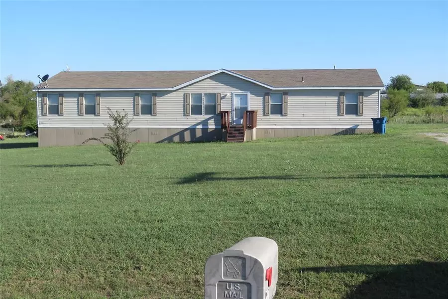 5712 Kentucky Street, Joshua, TX 76058