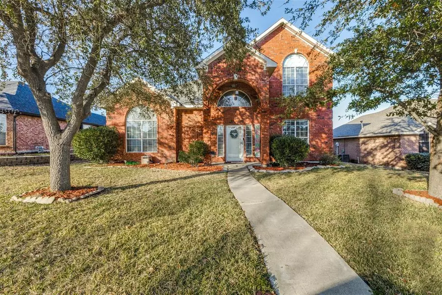 1807 Grand Cayman Way, Mesquite, TX 75149