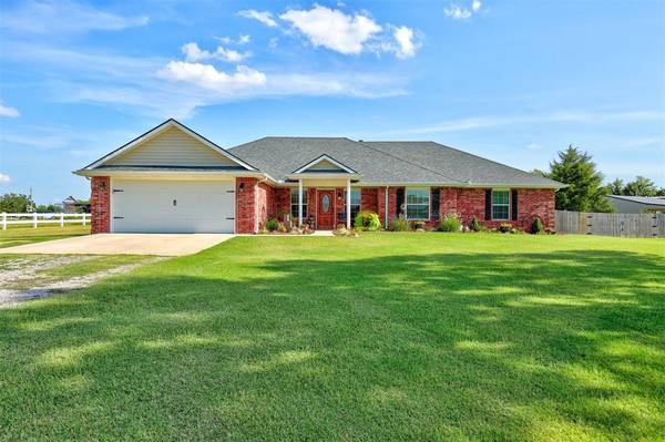 5 Hidden Pointe Road, Shawnee, OK 74804