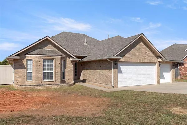 1979 Macomber Way, Midwest City, OK 73130