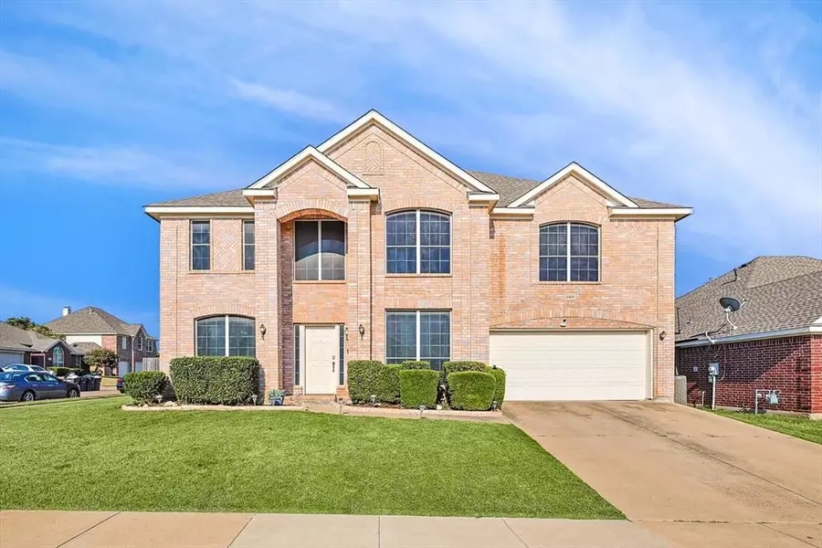 8501 Viridian Lane, Fort Worth, TX 76123