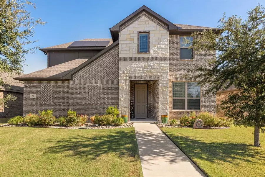 52 River Oaks Boulevard, Waxahachie, TX 75165