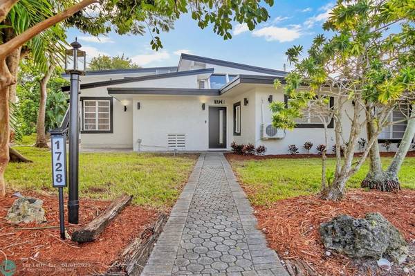 Wilton Manors, FL 33334,1728 NE 27th Dr