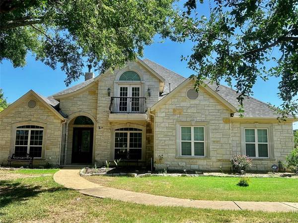 2441 Waterstone Drive, Cedar Hill, TX 75104