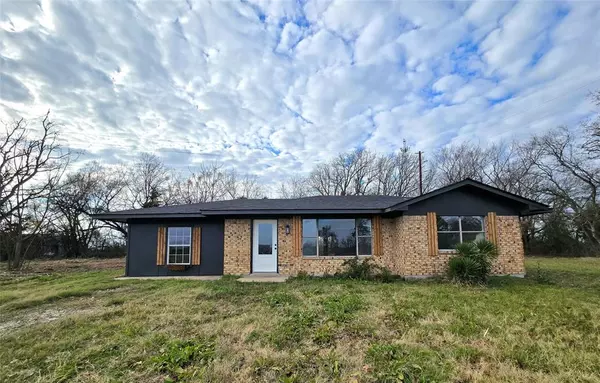 2590 S Fm 779, Emory, TX 75440