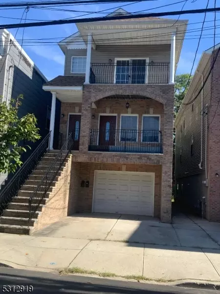 73 W 21st St, Bayonne City, NJ 07002