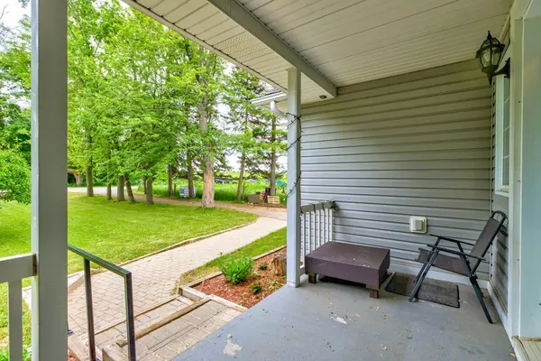 Puslinch, ON N3C 2V4,6512 Ellis RD