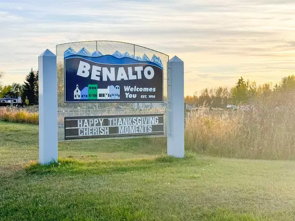 Benalto, AB T0M 0H0,133 Meadow DR