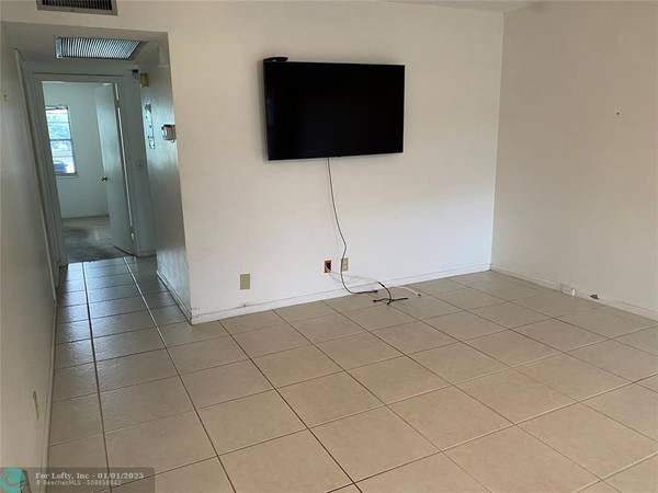 Deerfield Beach, FL 33442,2043 Durham B  #2043