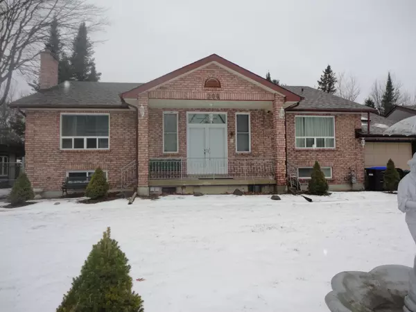 200 Leslie ST, Wasaga Beach, ON L9Z 2R3