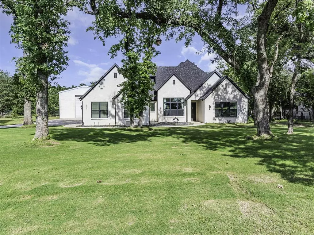 Azle, TX 76020,733 Glade Park Court