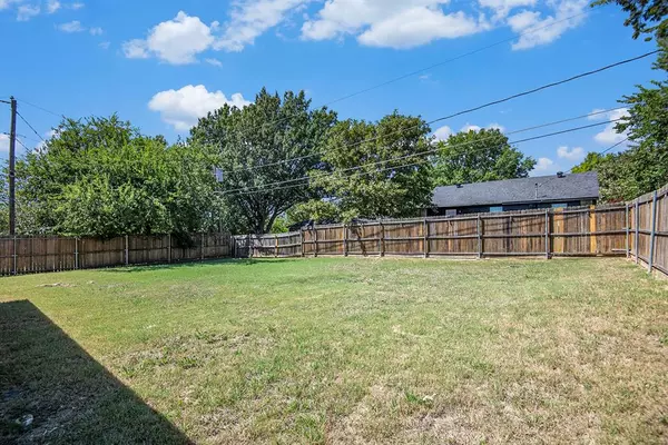 Burleson, TX 76028,628 Black Hills Drive