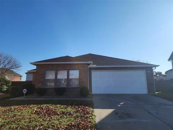 6620 Canyon Oak Drive, Fort Worth, TX 76112