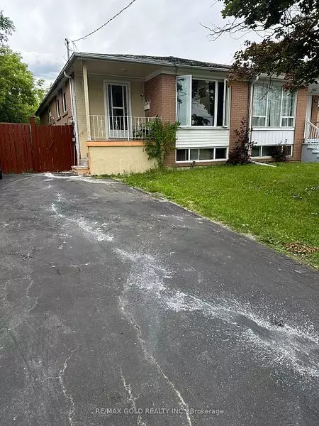 Mississauga, ON L4T 2X4,7335 Darcel AVE