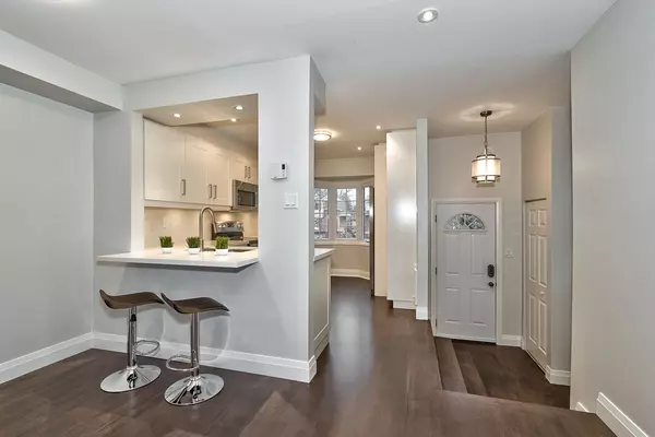 Oakville, ON L6K 1R9,11 Normandy PL