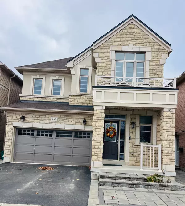 482 Wheat Boom DR, Oakville, ON L6H 0R4