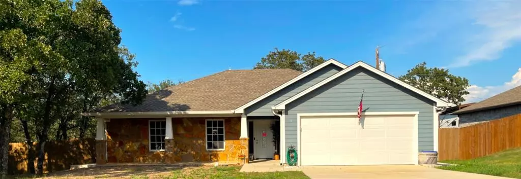 170 Lori Drive, Mineral Wells, TX 76067