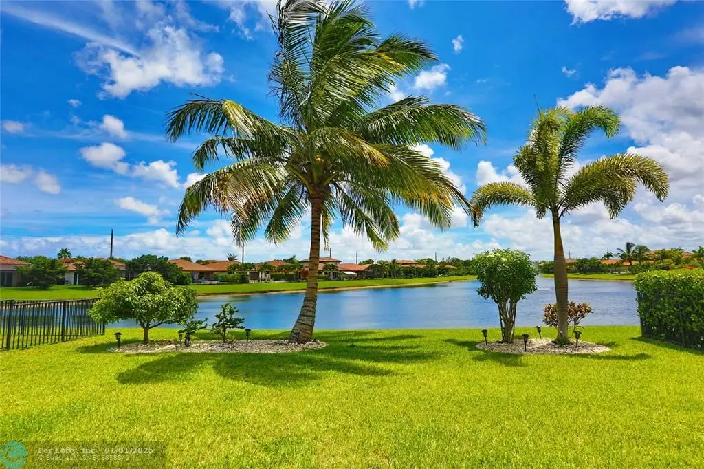 Lake Worth, FL 33463,5022 Manchia Dr