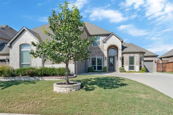 9917 Villa Verde Drive, Fort Worth, TX 76179