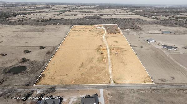 3310 Coy Lane, Granbury, TX 76048