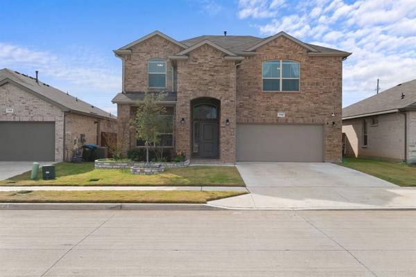 752 Finchley Drive, Fort Worth, TX 76247