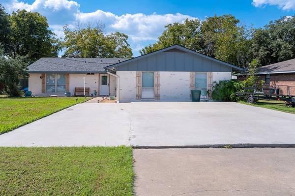 Granbury, TX 76049,4606 Marina Court