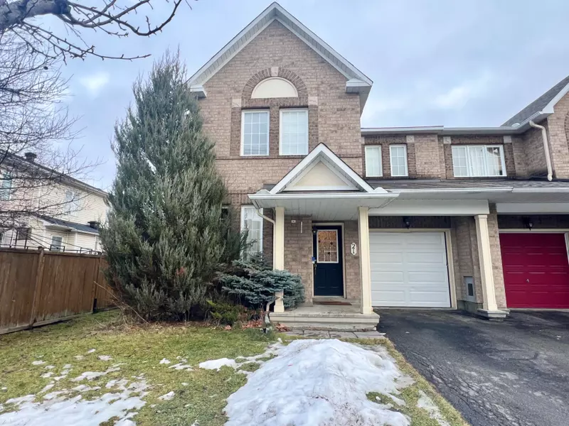 21 Karendale ST, Barrhaven, ON K2G 6V7