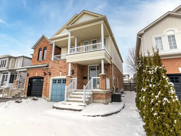 4 Longueuil PL, Whitby, ON L1R 3G9