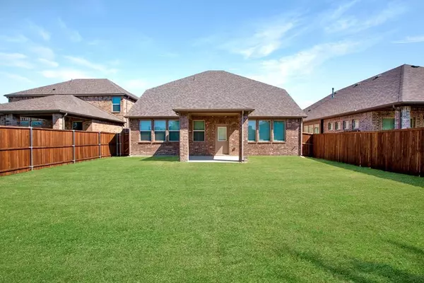 Rowlett, TX 75089,7200 Willow Wood Street