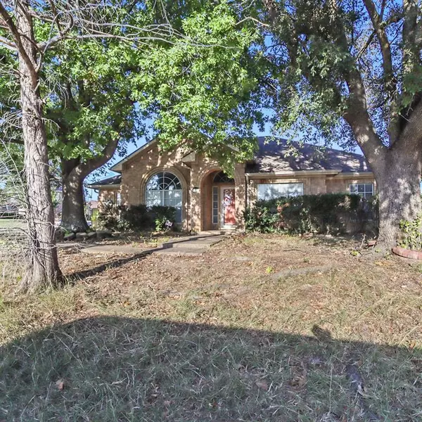 700 S Highland Drive, Cedar Hill, TX 75104