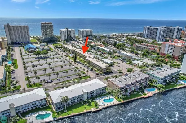 Pompano Beach, FL 33062,3200 NE 7th Ct  #206B