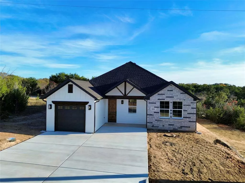 Granbury, TX 76048,5831 Barkridge Drive