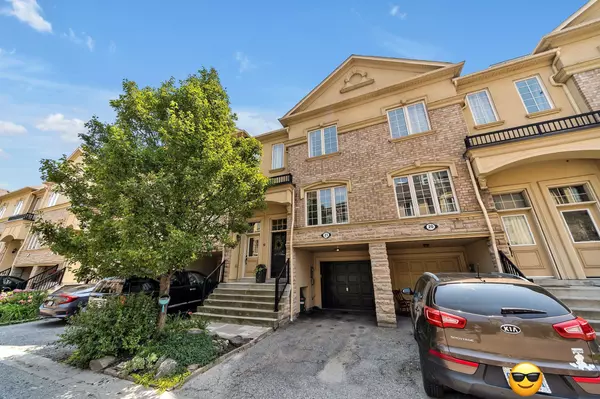 1250 St. Martins DR #21, Pickering, ON L1W 0A2