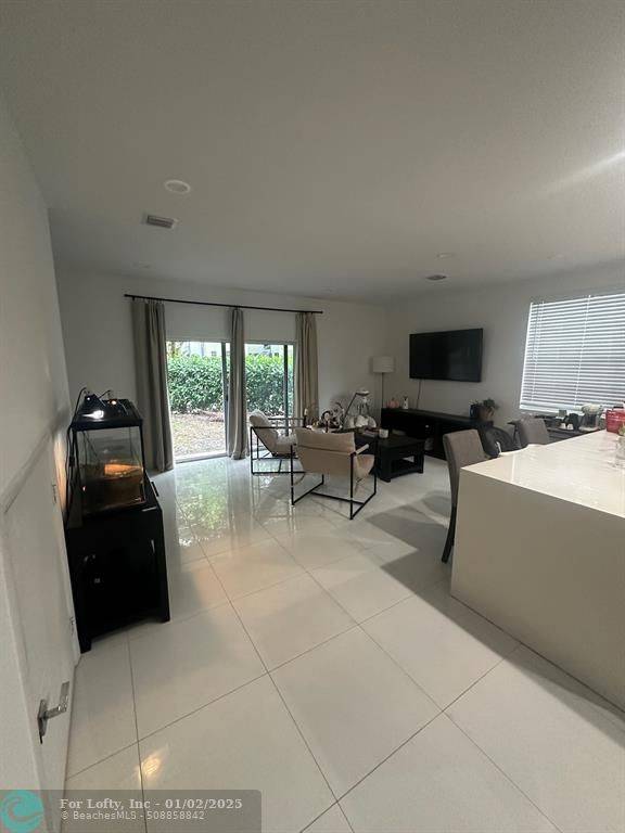 Delray Beach, FL 33444,1030 Crystal Way  #104