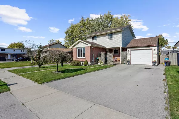 Niagara Falls, ON L2G 7M3,6159 VILLAGE CRES