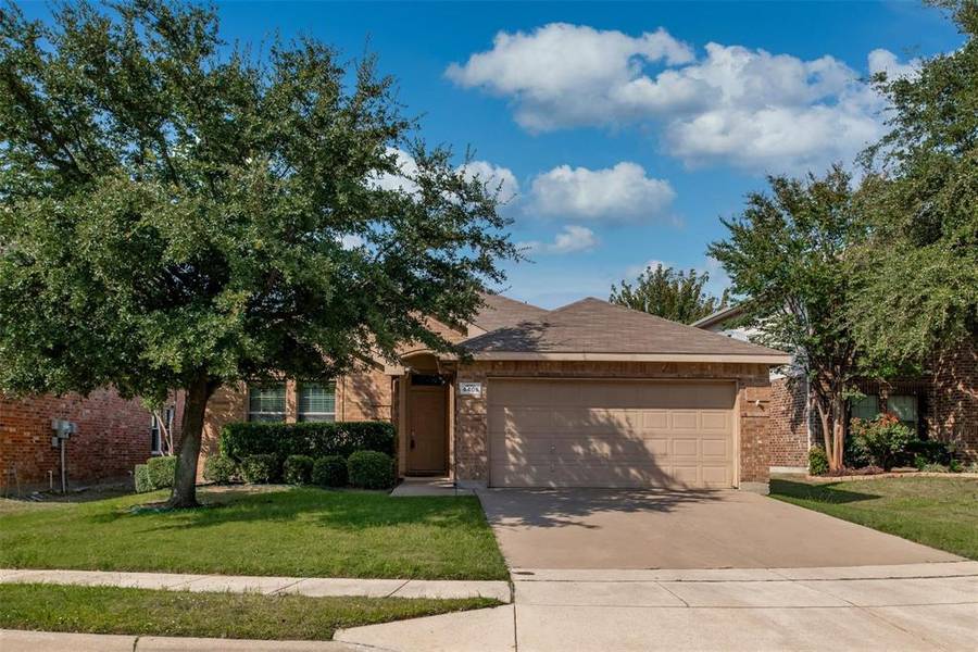 4405 Blooming Court, Fort Worth, TX 76244