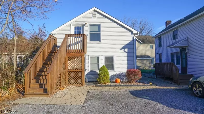 286 Belvidere Ave, Washington Boro, NJ 07882